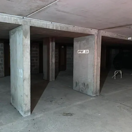 Pied Telecabine Pas De L'ours 4 Personnes Appartement *