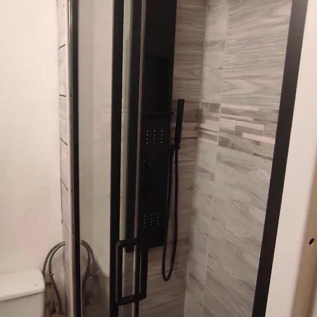 Pied Telecabine Pas De L'ours 4 Personnes *