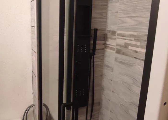 Pied Telecabine Pas De L'ours 4 Personnes *